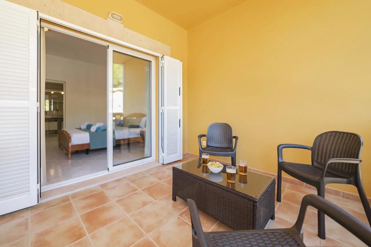 Villa Arata Alcanada